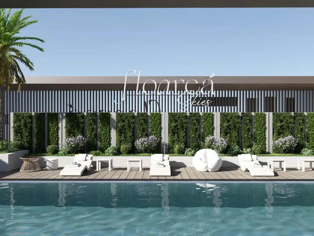 FLOAREA SKIES ROOFTOP INFINITY POOL